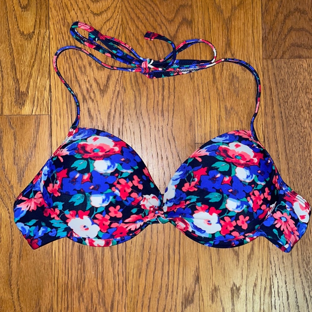 Xhilaration Floral Push-Up Bikini Top Size M